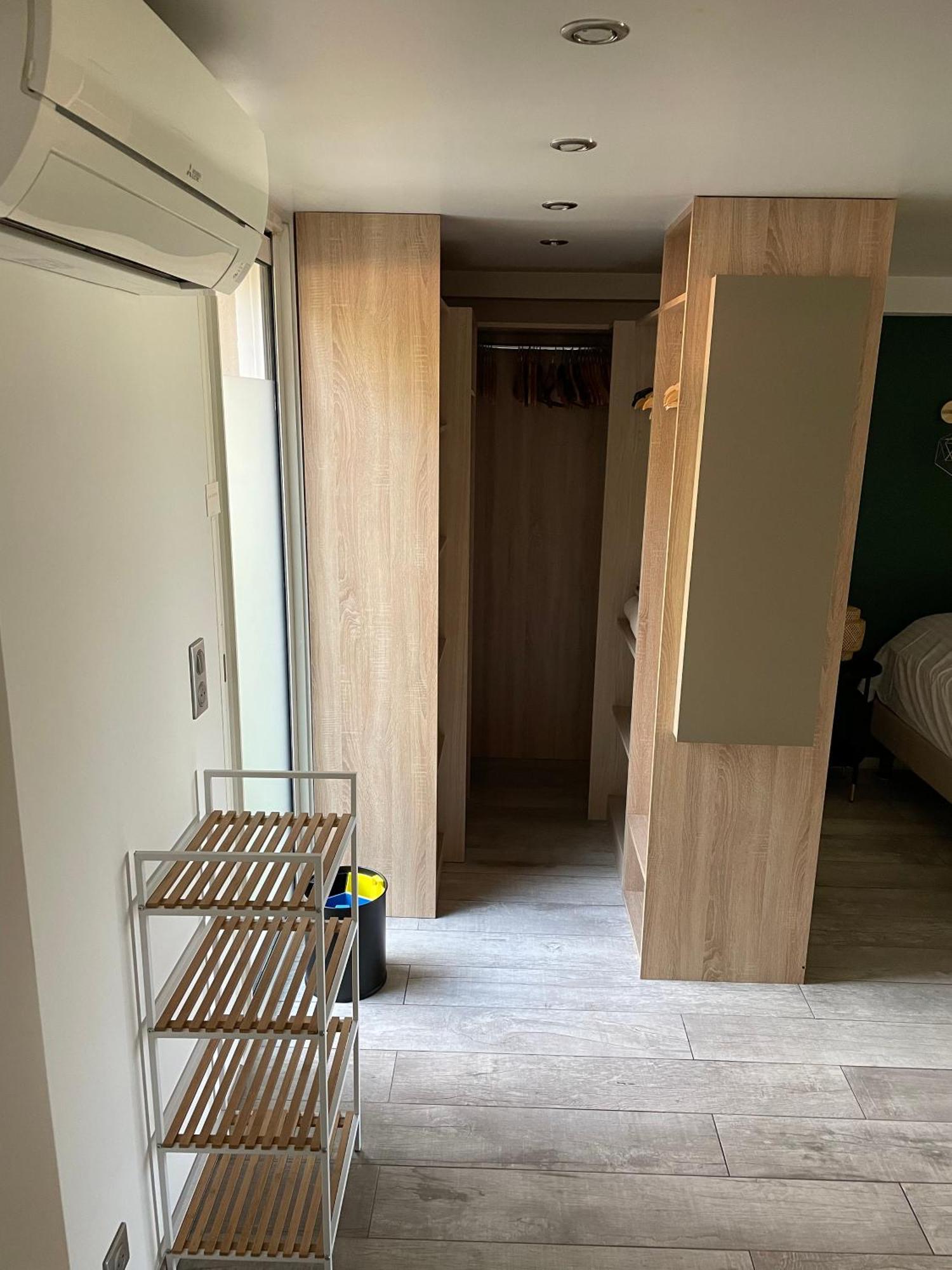 Hotel Le Rabelais Le Lavandou Zewnętrze zdjęcie