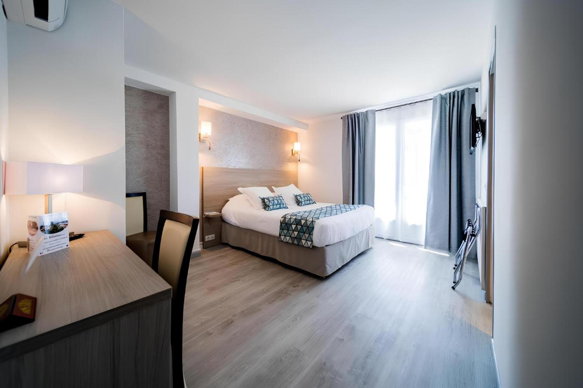 Hotel Le Rabelais Le Lavandou Zewnętrze zdjęcie