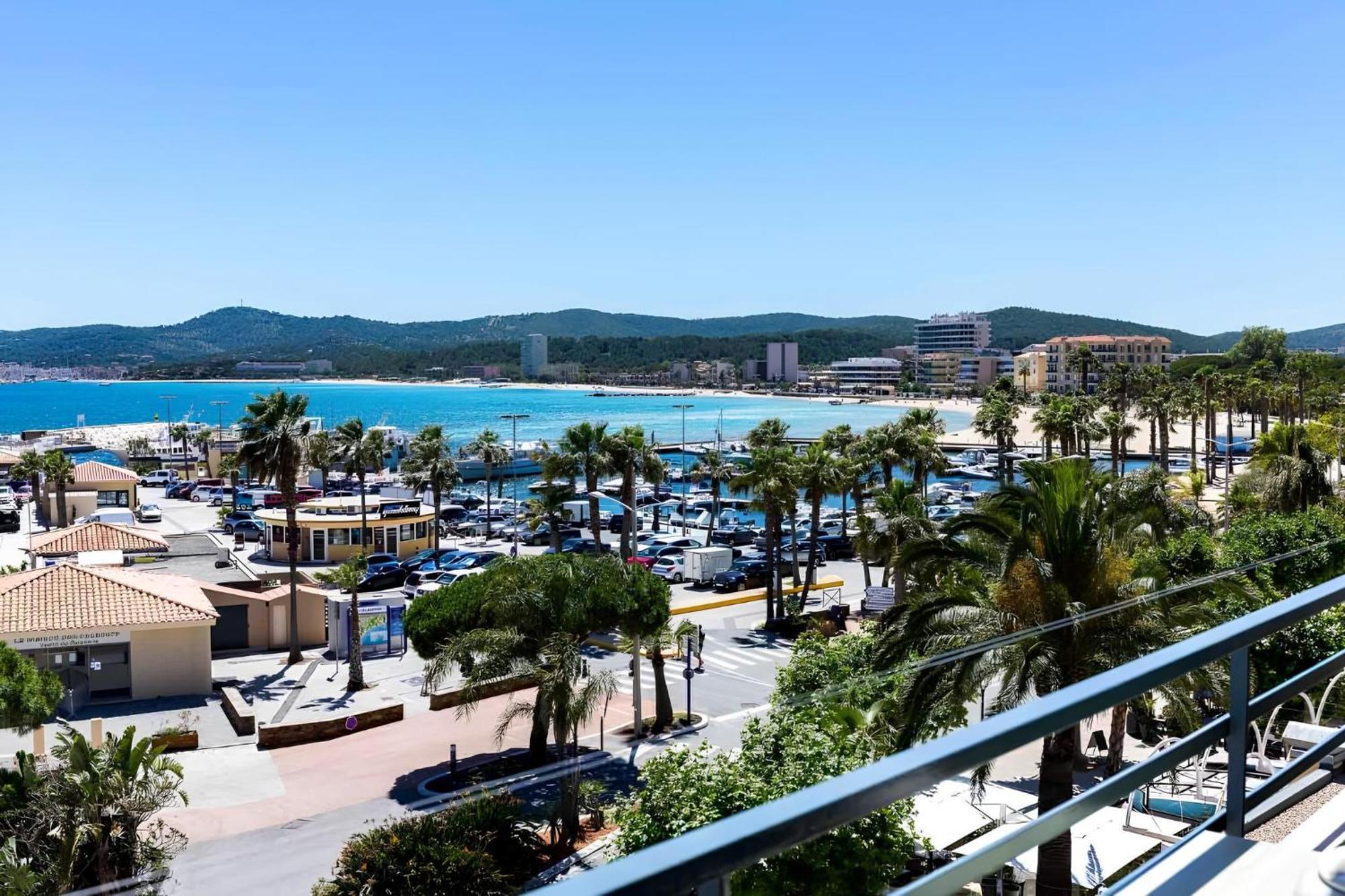 Hotel Le Rabelais Le Lavandou Zewnętrze zdjęcie