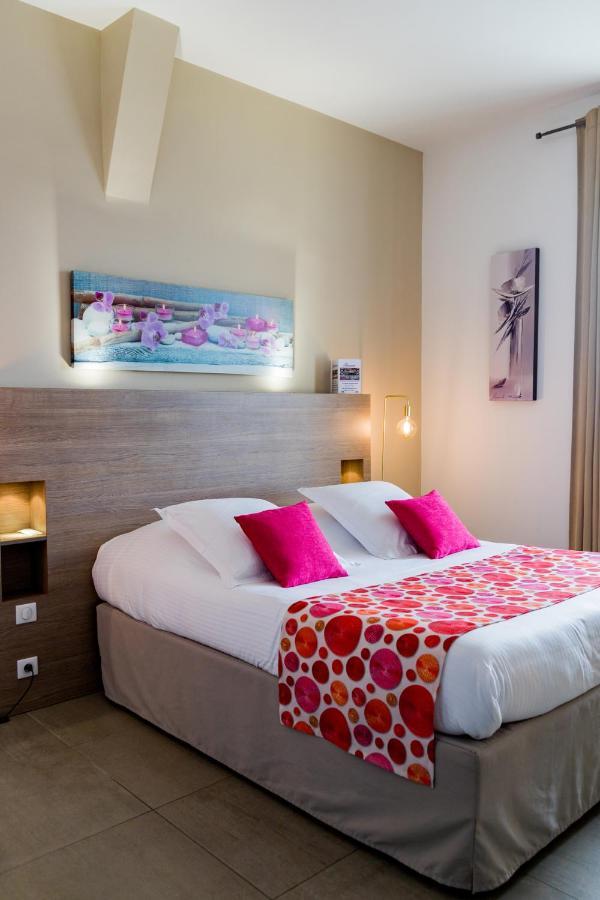 Hotel Le Rabelais Le Lavandou Zewnętrze zdjęcie