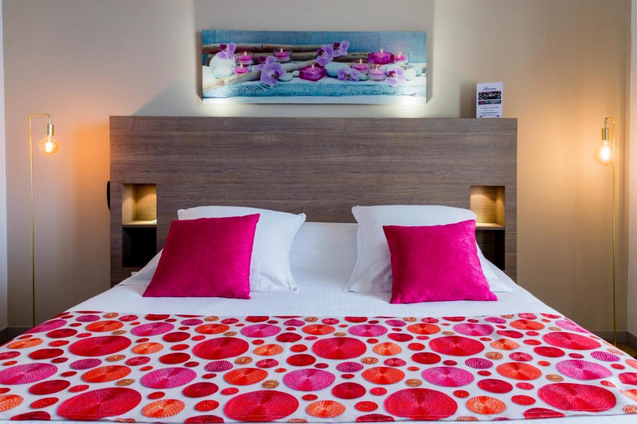 Hotel Le Rabelais Le Lavandou Zewnętrze zdjęcie