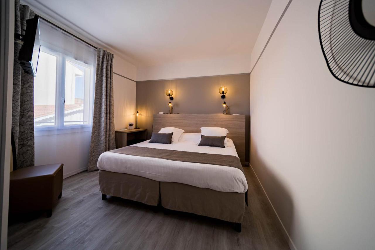 Hotel Le Rabelais Le Lavandou Zewnętrze zdjęcie