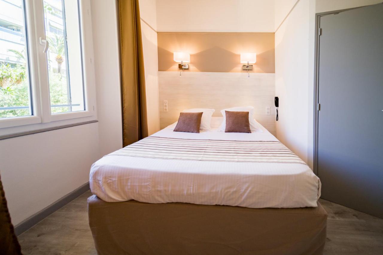 Hotel Le Rabelais Le Lavandou Zewnętrze zdjęcie