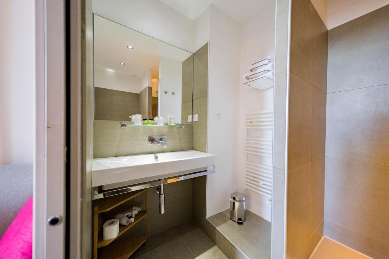 Hotel Le Rabelais Le Lavandou Zewnętrze zdjęcie