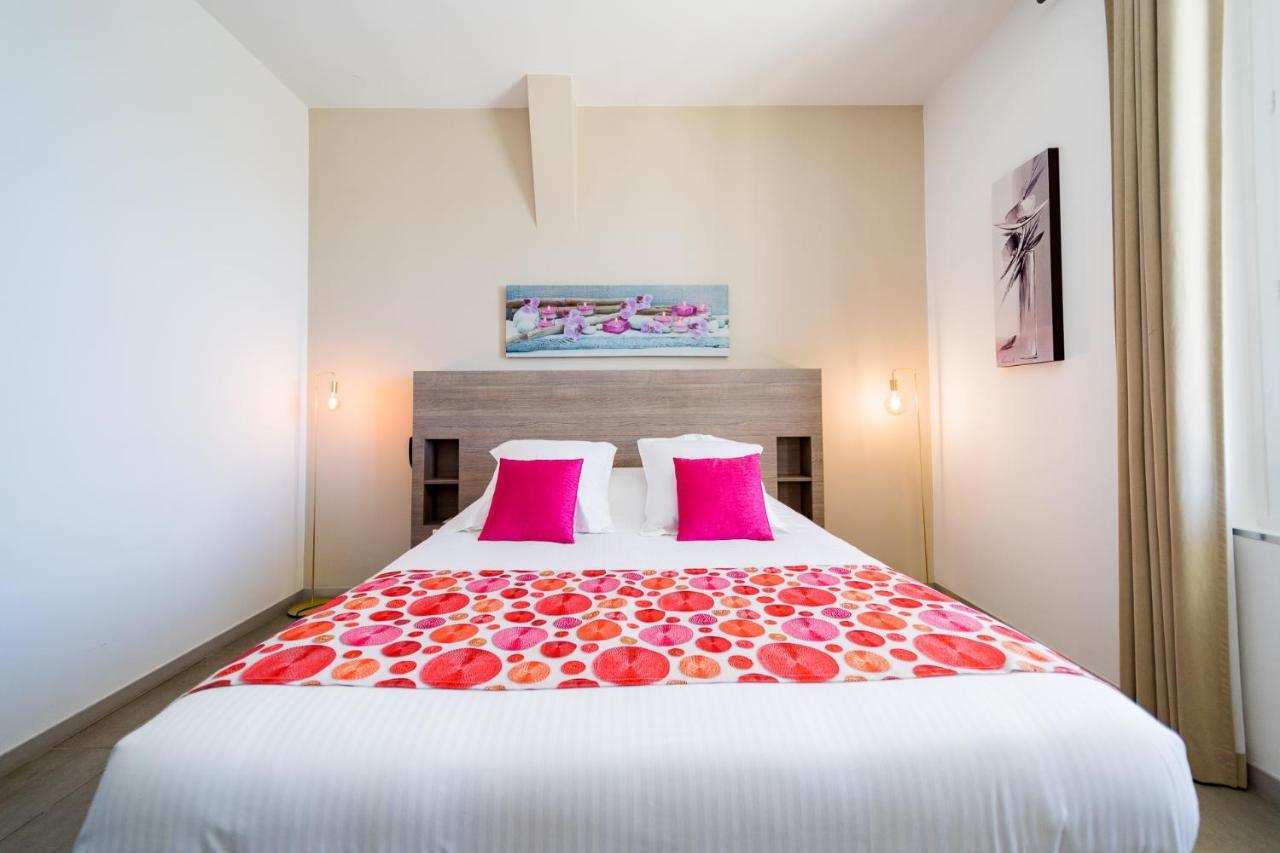 Hotel Le Rabelais Le Lavandou Zewnętrze zdjęcie