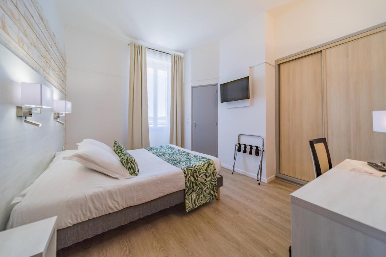 Hotel Le Rabelais Le Lavandou Zewnętrze zdjęcie