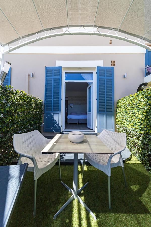 Hotel Le Rabelais Le Lavandou Zewnętrze zdjęcie